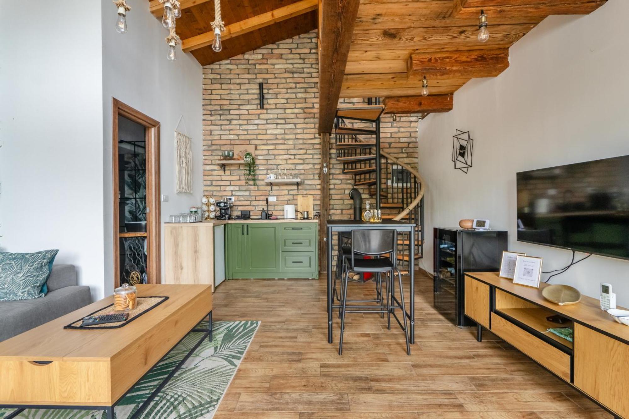 Bear Secret House *